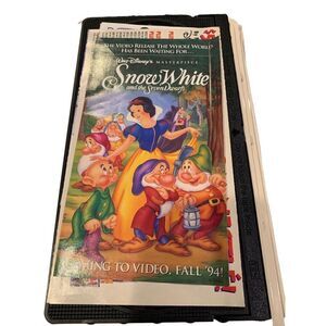 VINTAGE Disney Snow White and the Seven Dwarfs VHS Movie